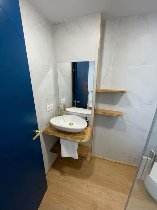 Glamour Suite Con Vistas Panoramicas Mar Y Montana Torremolinos Kültér fotó