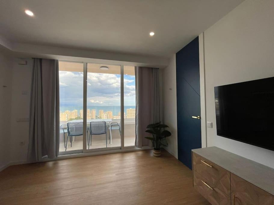 Glamour Suite Con Vistas Panoramicas Mar Y Montana Torremolinos Kültér fotó